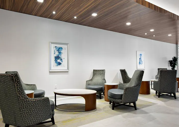Courtyard By Marriott Knoxville Downtown