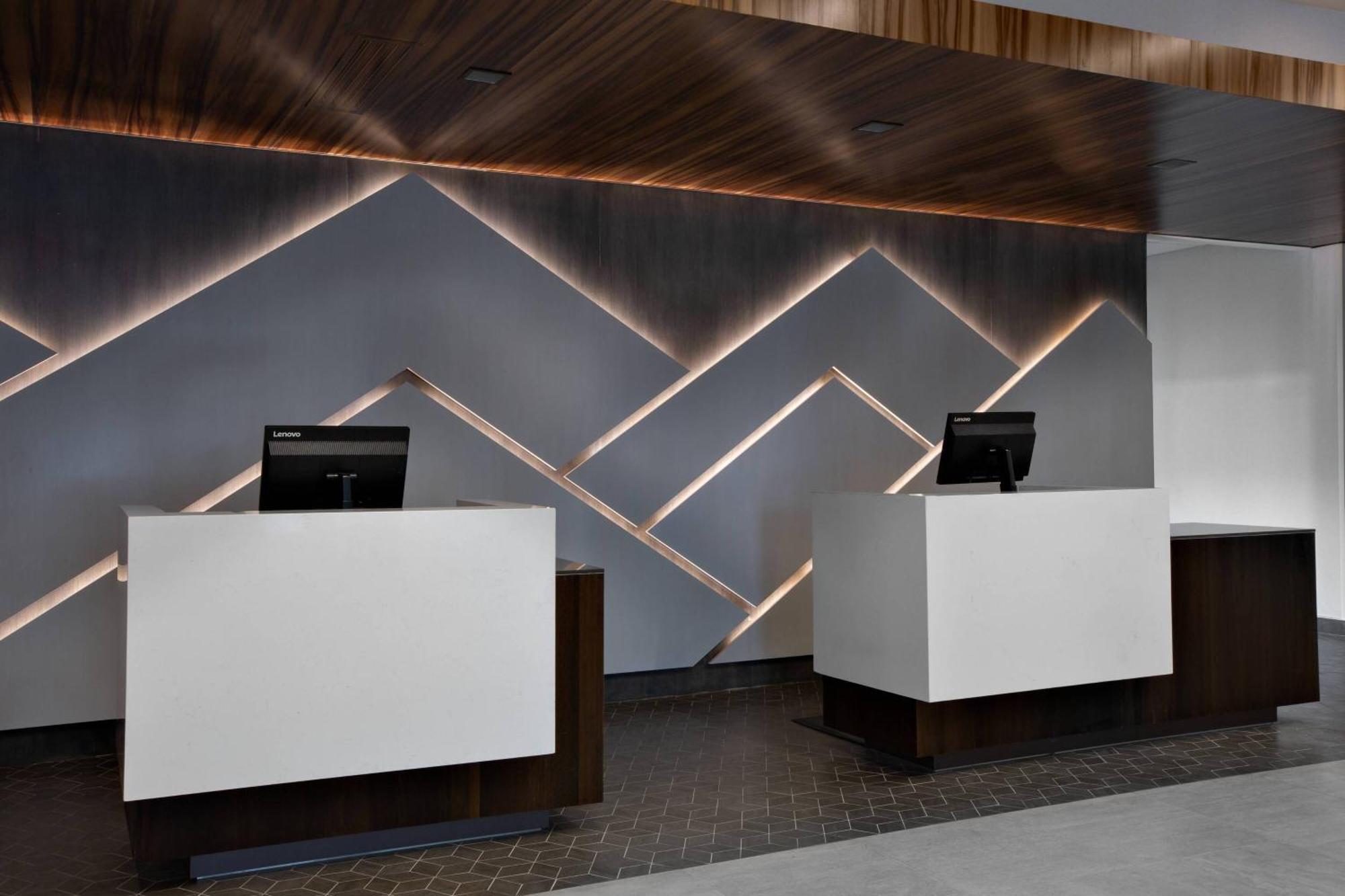 Hotel Courtyard By Marriott Downtown Knoxville