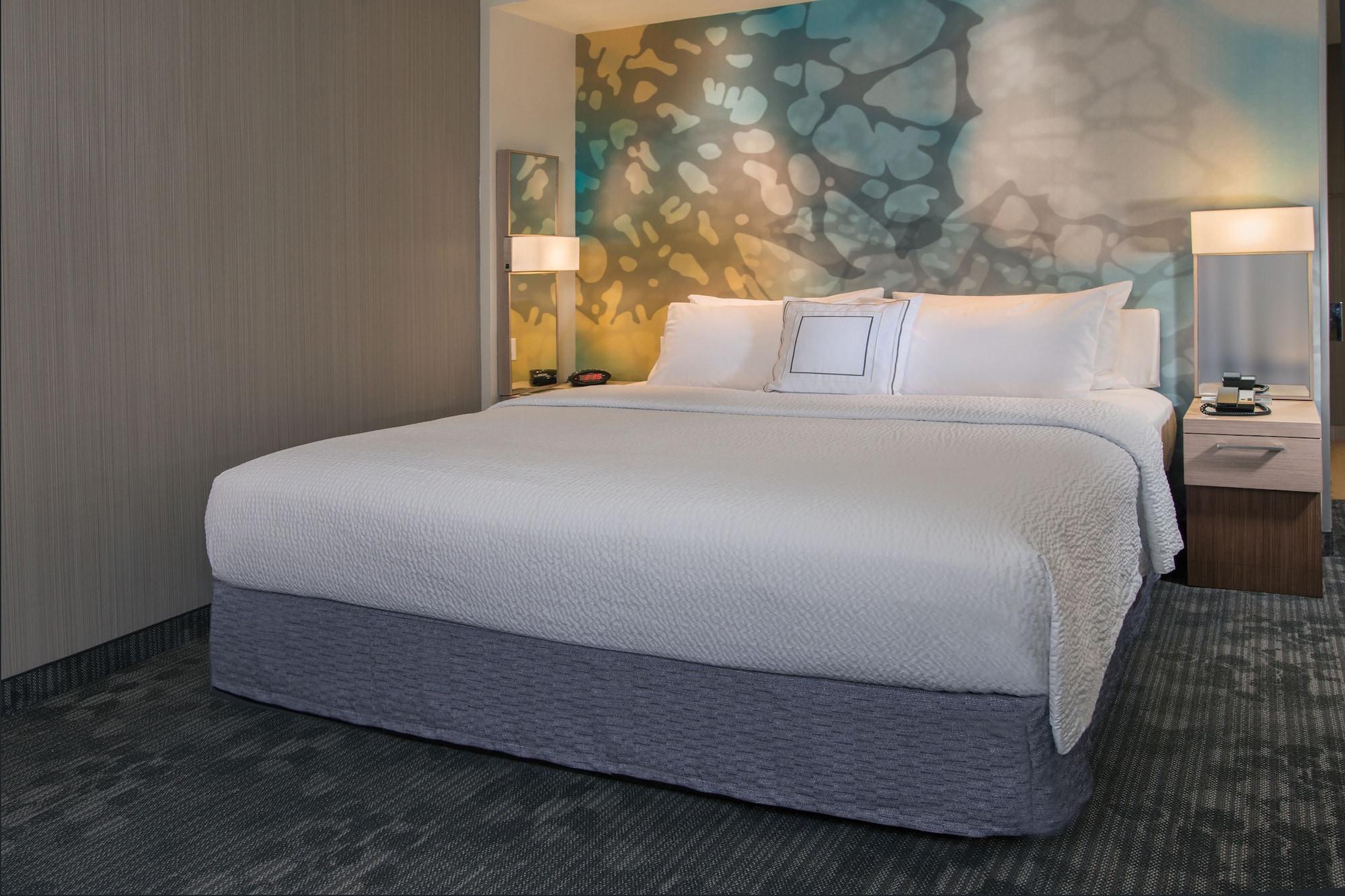 Courtyard By Marriott Downtown 3*
